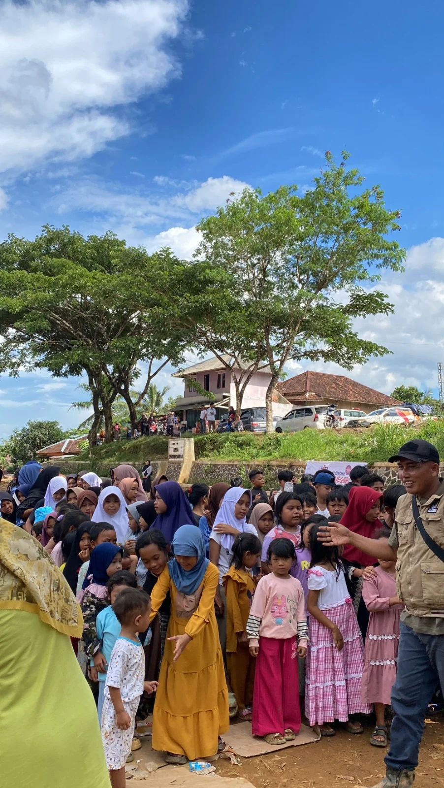 Foto 19 dari album Bantuan Banjir Sukabumi 2024