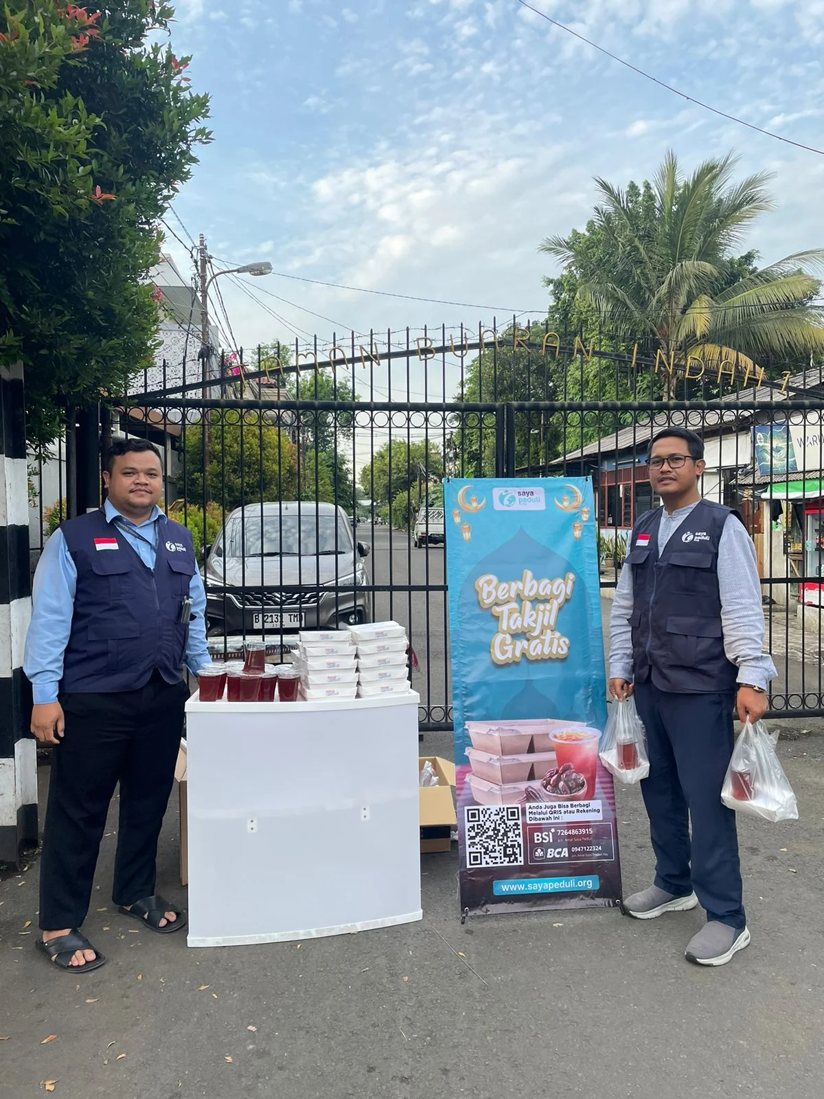 Foto 3 dari album Pembagian Takjil 2025